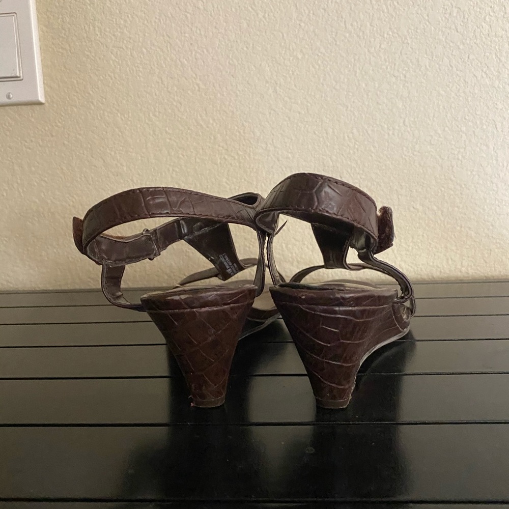 Relativity Open Toe Heeled Sandals - Picture 4 of 5